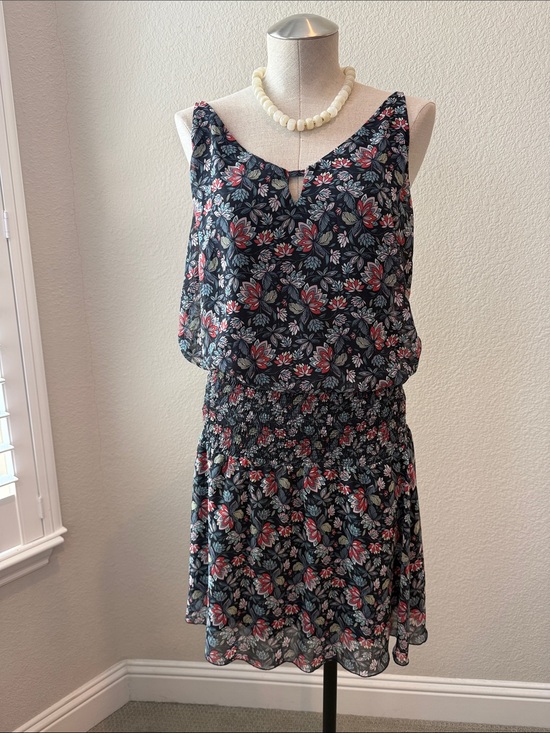 CAbi Dresses & Skirts - CAbi Navy Top and skirt set with rust, white and pink flowers.